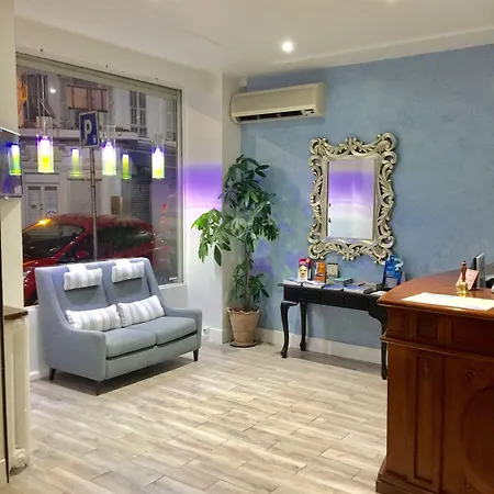 Lepante Hotel 2*
