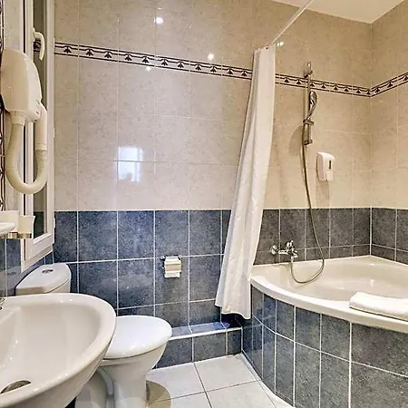 Lepante Hotel 2*